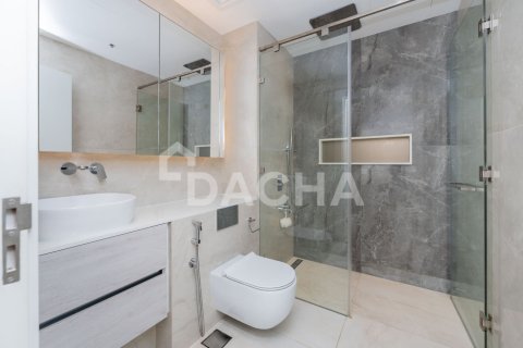 Apartment de 2 dormitorios en The Crescent, UAE No. 203694 16
