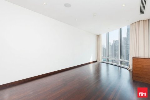 Studio Apartment in Downtown Dubai (Downtown Burj Dubai), UAE No. 216261