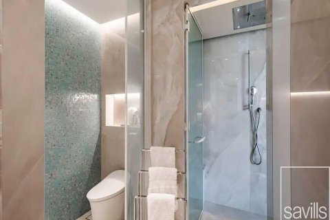 Villa de 4 dormitorios en Jumeirah Islands, UAE No. 222593 17