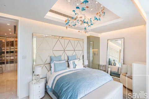 Villa de 4 dormitorios en Jumeirah Islands, UAE No. 222593 15