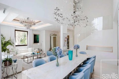 Villa de 4 dormitorios en Jumeirah Islands, UAE No. 222593 13