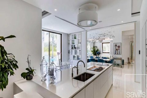 Villa de 4 dormitorios en Jumeirah Islands, UAE No. 222593 12