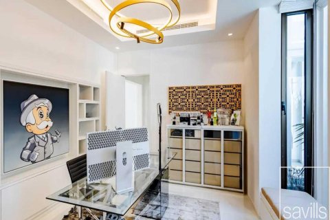 Villa de 4 dormitorios en Jumeirah Islands, UAE No. 222593 6