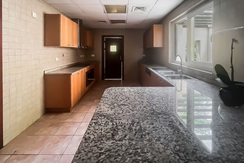 Вилла с 4 спальнями в Green Community, ОАЭ №204817 6