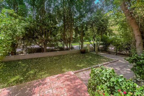 Вилла с 4 спальнями в Green Community, ОАЭ №204817 8