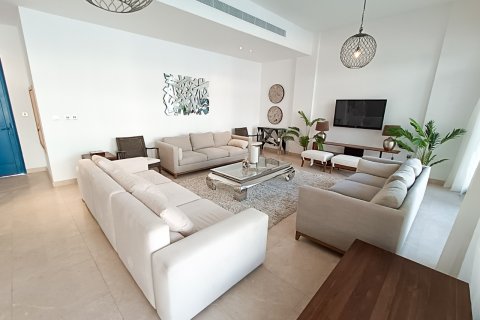 Villa de 3 dormitorios en Palm Jumeirah, UAE No. 7511 15