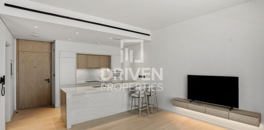 Studio Apartment in Al Jaddaf, UAE No. 217941