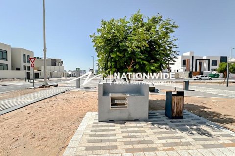 753مربع، قطعة أرض في أبو ظبي, الإمارات العربية المتحدة رقم 99135 4