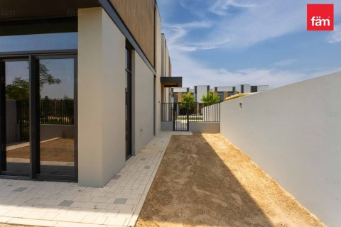 4 bedrooms Townhouse in Dubai, UAE No. 219056 6