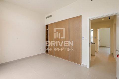 Villa de 3 chambres à EMAAR South, UAE No. 207403 10