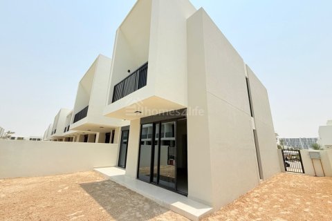 4 bedrooms Villa in Town Square, UAE No. 168533