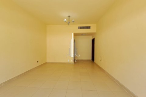 Villa de 4 dormitorios en Al Dhafrah, UAE No. 36668 15