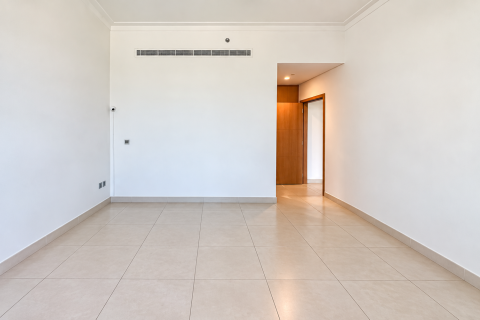Apartment de 2 dormitorios en The Hills, UAE No. 221675 8