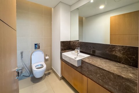 Apartment de 2 dormitorios en The Hills, UAE No. 221675 16