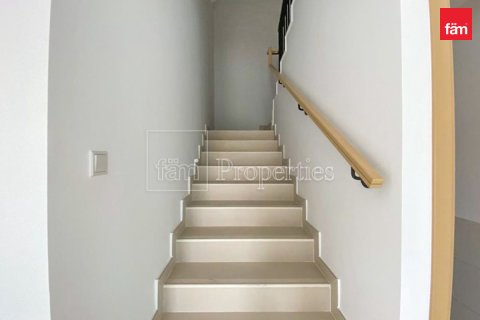 3 bedrooms Townhouse in Dubai, UAE No. 213472 4