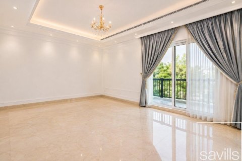 Villa de 4 dormitorios en Jumeirah Islands, UAE No. 222590 9