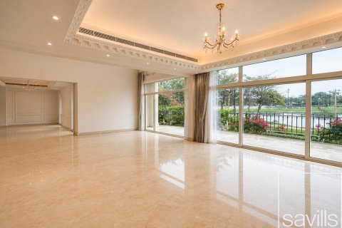 Villa de 4 dormitorios en Jumeirah Islands, UAE No. 222590 4