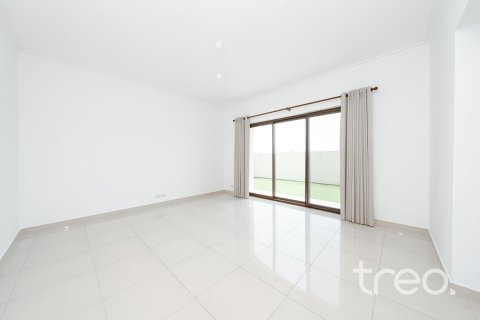 4 bedrooms Villa in Samara, UAE No. 220813 3