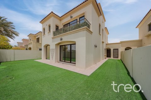 4 bedrooms Villa in Samara, UAE No. 220813