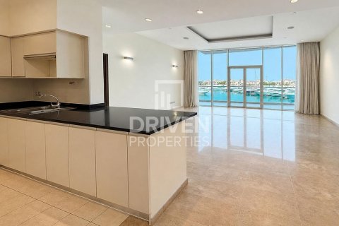 Apartment de 2 dormitorios en Oceana, UAE No. 223204 4