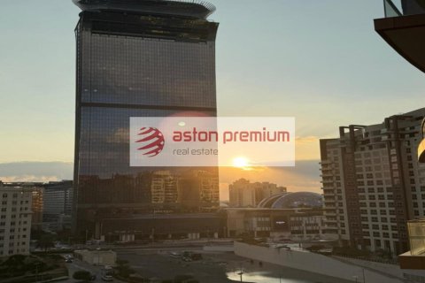 2 bedrooms Apartment in Palm Jumeirah, UAE No. 227014 31