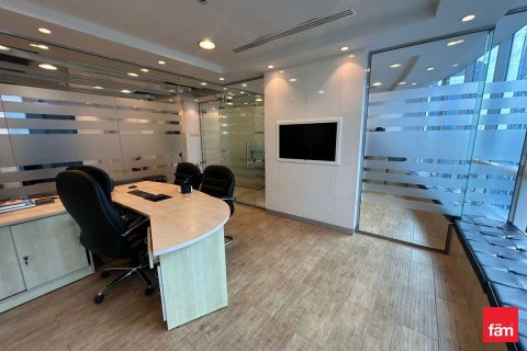 96.1m² Office in Dubai, UAE No. 216130 9