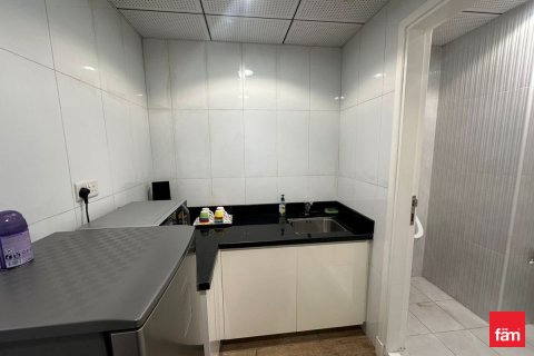 96.1m² Office in Dubai, UAE No. 216130 8