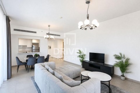 Квартира с 2 спальнями в Umm Suqeim 3, ОАЭ №218696 4