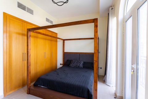 4 bedrooms Villa in Jumeirah Islands, UAE No. 217196 8