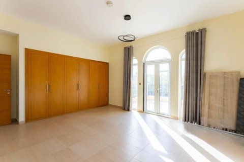 4 bedrooms Villa in Jumeirah Islands, UAE No. 217196 11