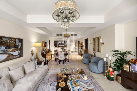 3 غرف نوم شقة في The Crescent, الإمارات العربية المتحدة رقم 212124 2