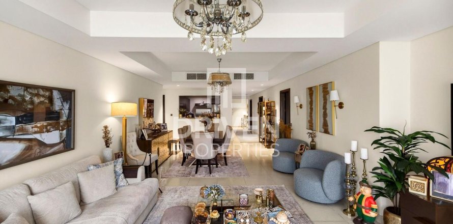 3 غرف نوم شقة في The Crescent, الإمارات العربية المتحدة رقم 212124