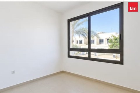 Townhouse de 4 dormitorios en Town Square, UAE No. 226818 8