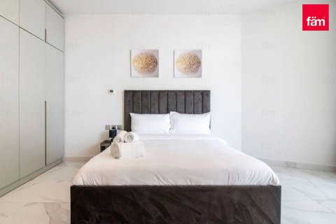 2 bedrooms Apartment in Business Bay, UAE No. 215934 10
