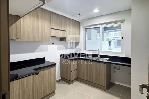 3 bedrooms Townhouse in Dubai, UAE No. 211219 6
