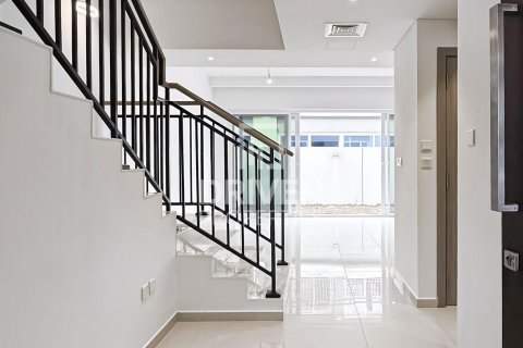 3 bedrooms Townhouse in Dubai, UAE No. 211219 5