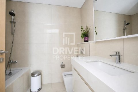 2 bedrooms Apartment in Burj Royale, UAE No. 211256 13