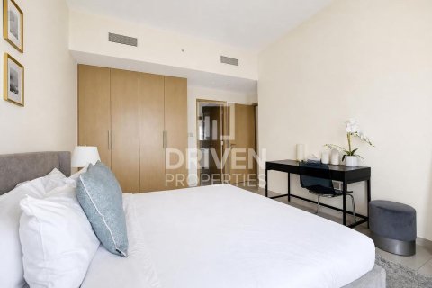 2 bedrooms Apartment in Burj Royale, UAE No. 211256 10