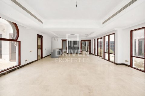 Villa de 5 chambres à Signature Villas, UAE No. 217587 3