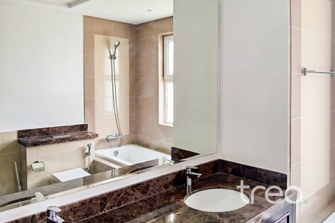 3 bedrooms Townhouse in Bella Casa, UAE No. 220895 9