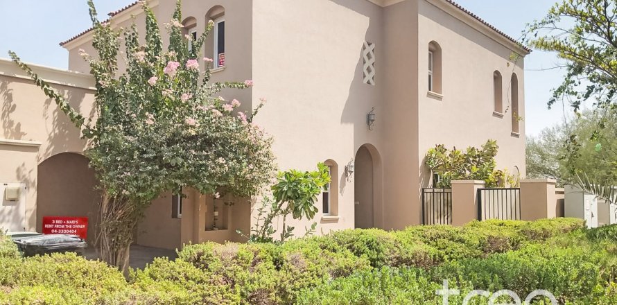 3 bedrooms Townhouse in Bella Casa, UAE No. 220895