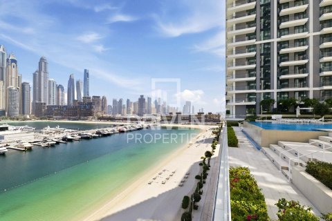 Квартира с 3 спальнями в EMAAR Beachfront, ОАЭ №211333 25