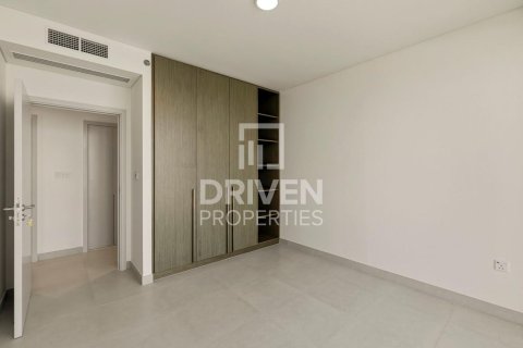 Квартира с 3 спальнями в EMAAR Beachfront, ОАЭ №211333 11