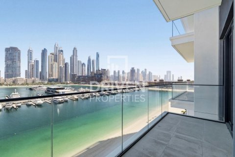 Квартира с 3 спальнями в EMAAR Beachfront, ОАЭ №211333 18