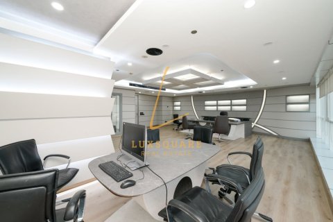 252m² Office in Jumeirah Lake Towers, UAE No. 211170 4
