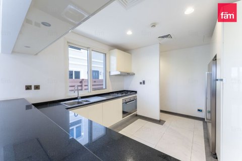 4 bedrooms Villa in Dubai, UAE No. 167144 15