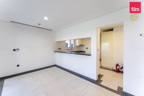 4 bedrooms Villa in Dubai, UAE No. 167144 19