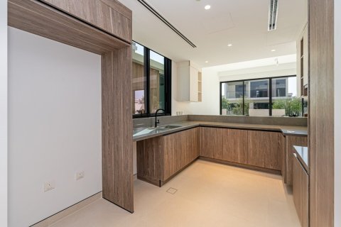 Villa de 4 dormitorios en Tilal Al Ghaf, UAE No. 136025 11