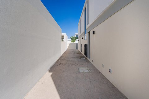 Villa de 4 dormitorios en Tilal Al Ghaf, UAE No. 136025 15