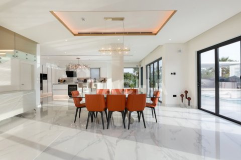 5 bedrooms Villa in Jumeirah Islands, UAE No. 207789 6